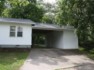 2952 Morrison Rd, Poplar Bluff, MO 63901