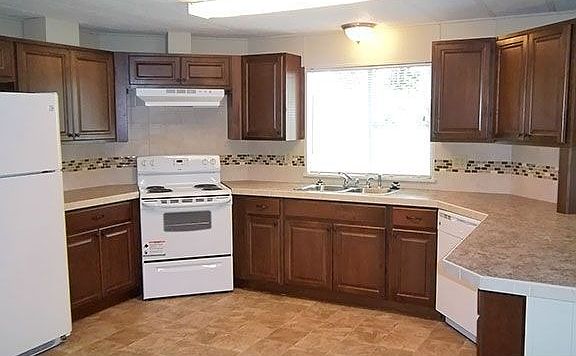 2nd image of 14913 Spyglass St