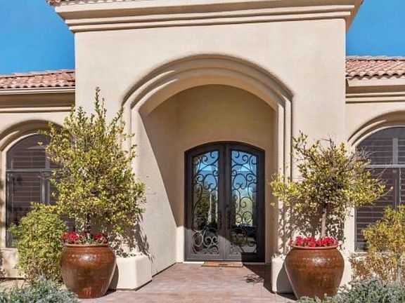 3rd image of 8602 E Santa Catalina Dr