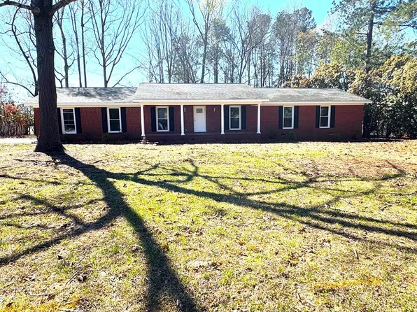 106 Wilton St, Greenwood, SC 29649