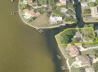 1301 Longwood Dr, Fort Myers, FL 33919