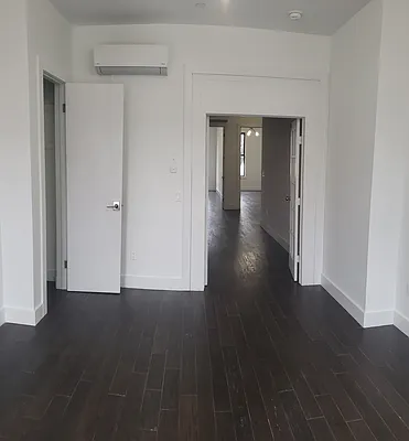 Rented by Evergreen Realty & Investments | media 7