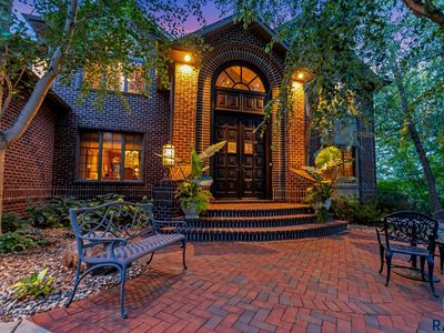 (Undisclosed Address), Sioux Falls, SD, 57103