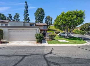 5598 E Vista Del Rio, Anaheim, CA 92807