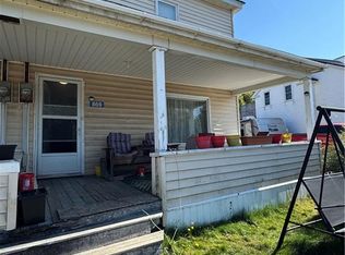 869 Main St, Blacks Harbour, NB E5H1E5