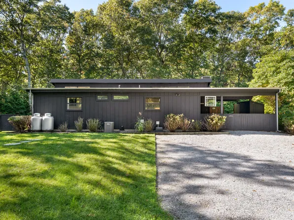 274 Little Fresh Pond Rd, Southampton, NY 11968