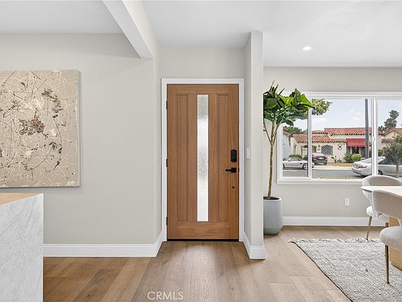 5th image of 1744 S Genesee Ave