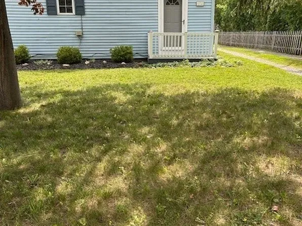 5541 Deacon St, Hamburg, NY 14075