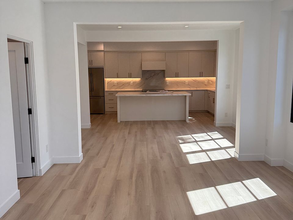 Spacious, open downstairs floor plan