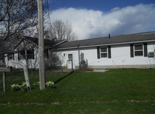 5905 Poplar St, Andover, OH 44003