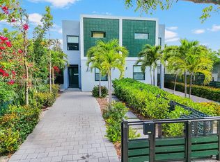 2737 SW 2nd St #1, Miami, FL 33135