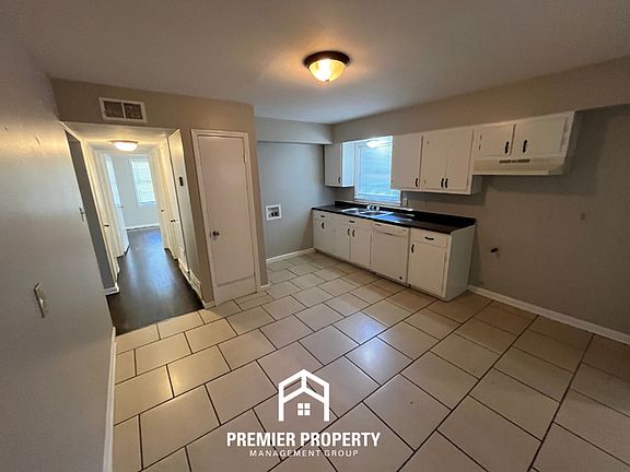 4th image of 4633 Berta Rd