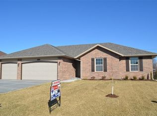 776 N Cox Ave, Republic, MO 65738