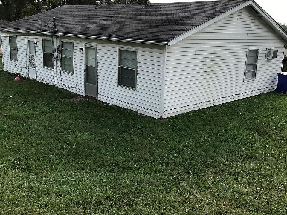 2nd image of 15301 Barat Rd APT B