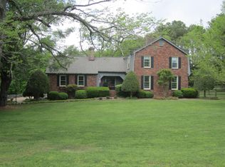 212 Bluegrass Dr, Hendersonville, TN 37075