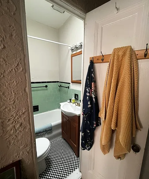 3015-25 N Milwaukee Ave #212 — Photo 12
