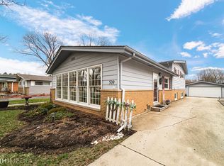 509 S 5th St, Dundee, IL 60118