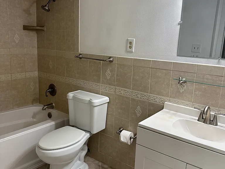 5653 Encino Cv #2 — Photo 13