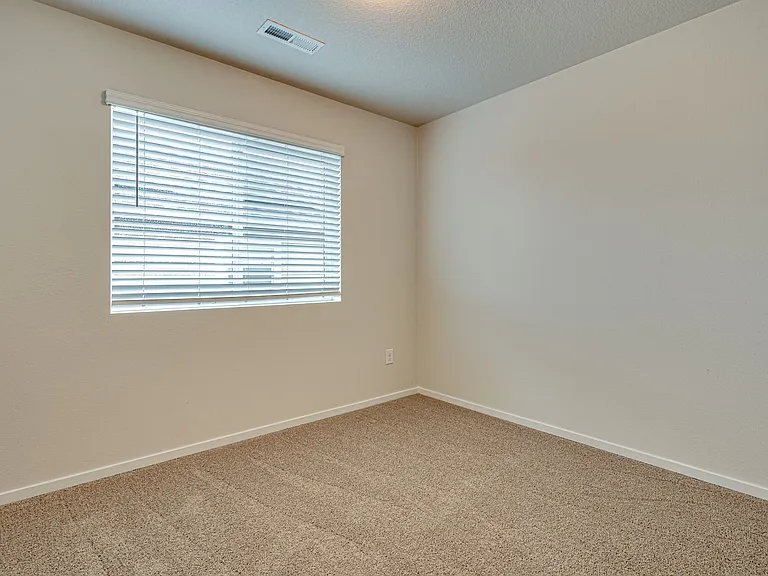 1916 S Robin Way — Photo 19