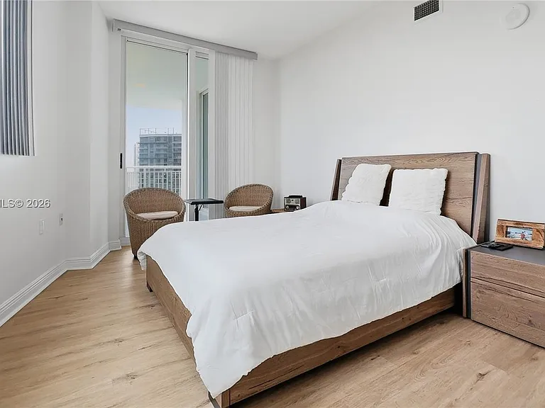 1755 E Hallandale Beach Blvd #2303E — Photo 9