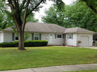 10205 W 89th Ter, Overland Park, KS 66212