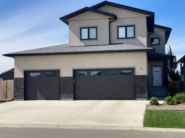 42 N Prairie Sunset, Taber, AB T1G 0E7