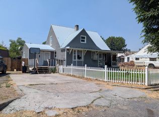 164 S Quincy Ave, Hines, OR 97738