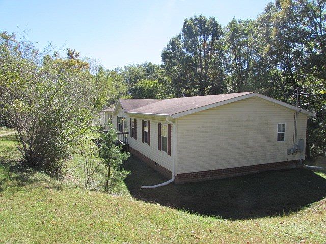 1st image of 932 Council Ln