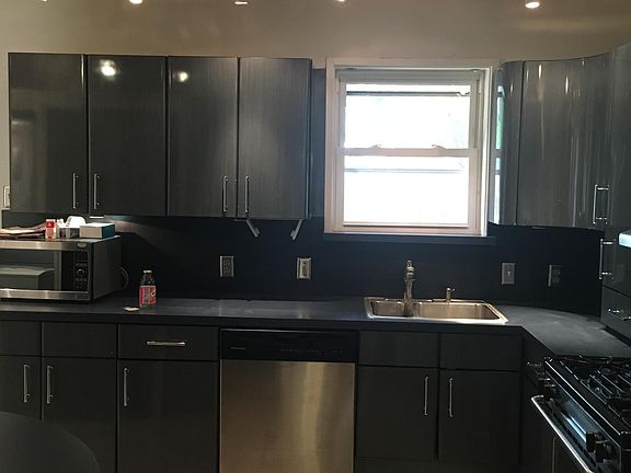 4th image of 9523 Ash Creek Dr