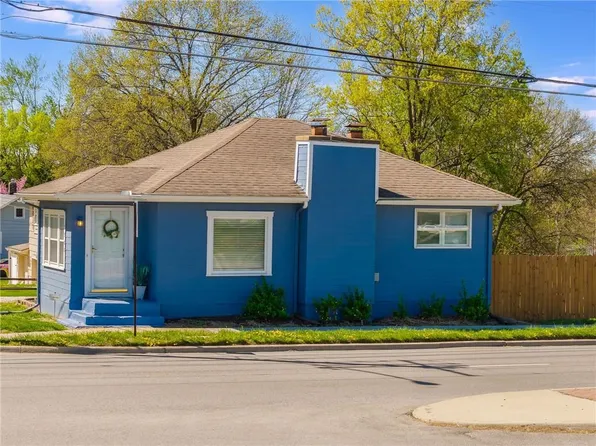 7500 Eby Ave, Overland Park, KS 66204