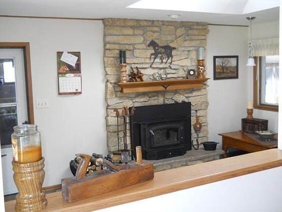 5th image of 17925 W West Ln