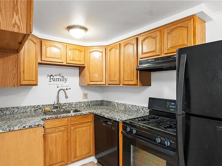 27 Gillen Ave #208A — Photo 3