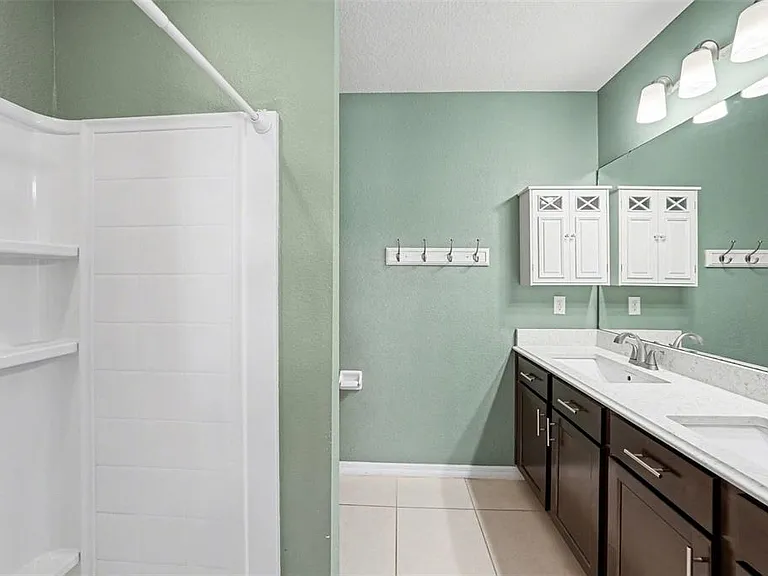 813 Wiltonway Dr — Photo 10