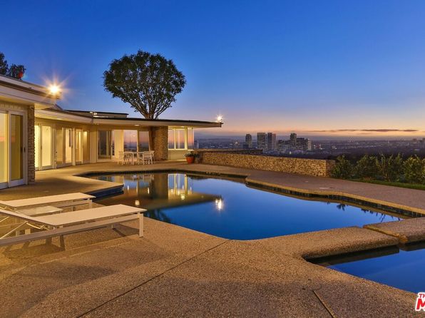 1174 N Hillcrest Rd, Beverly Hills, CA 90210