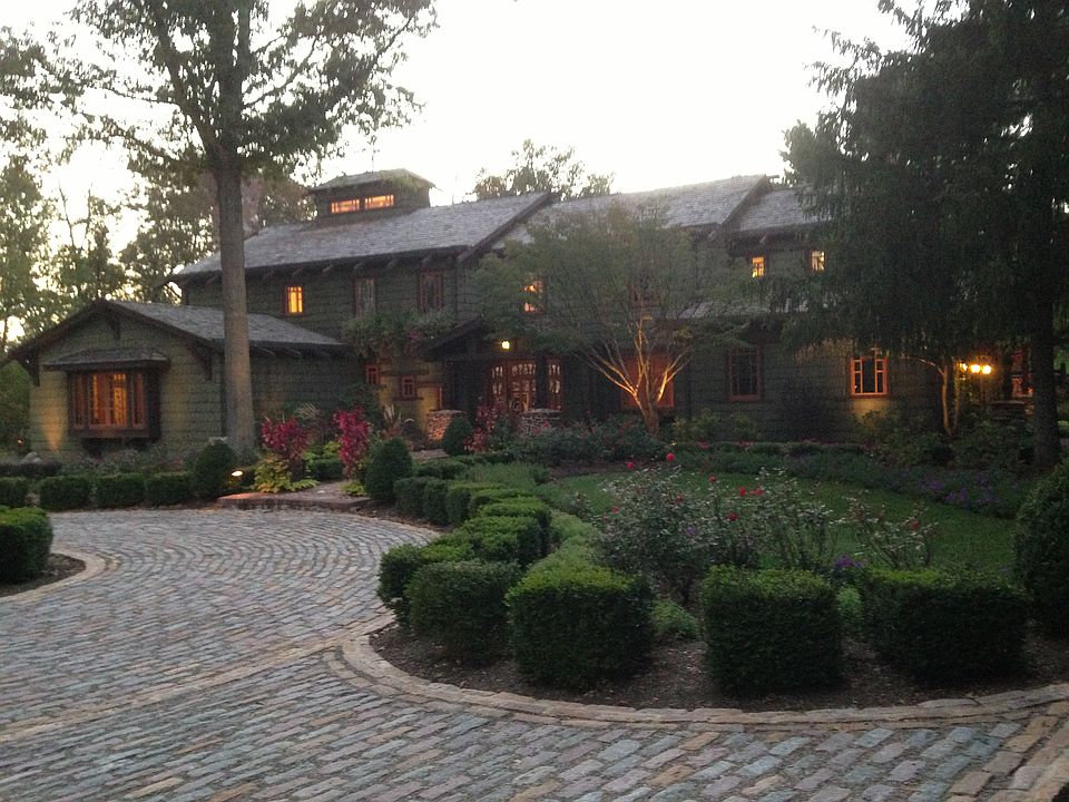 1st image of 6279 Pidcock Creek Rd