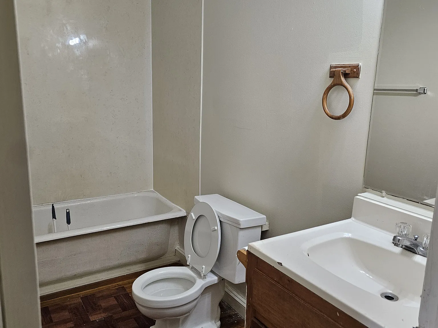 1 bed, 750 sqft, $950 — Photo 3