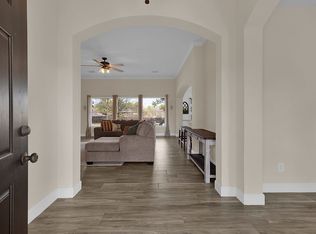 11330 Meadow Ln, Willis, TX 77318