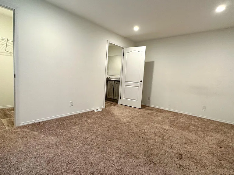 5535 Dysart Rd — Photo 77