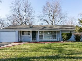 1014 Mohawk Dr, Country Club Hills, IL 60120