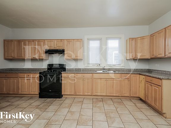 5th image of 649 Price Ave