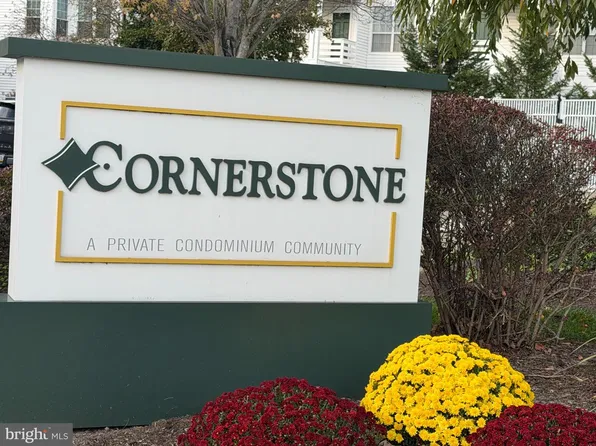 11305 Cornerstone Dr, Yardley, PA 19067