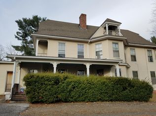 16 Merrill Rd APT 1, Sutton, MA 01590