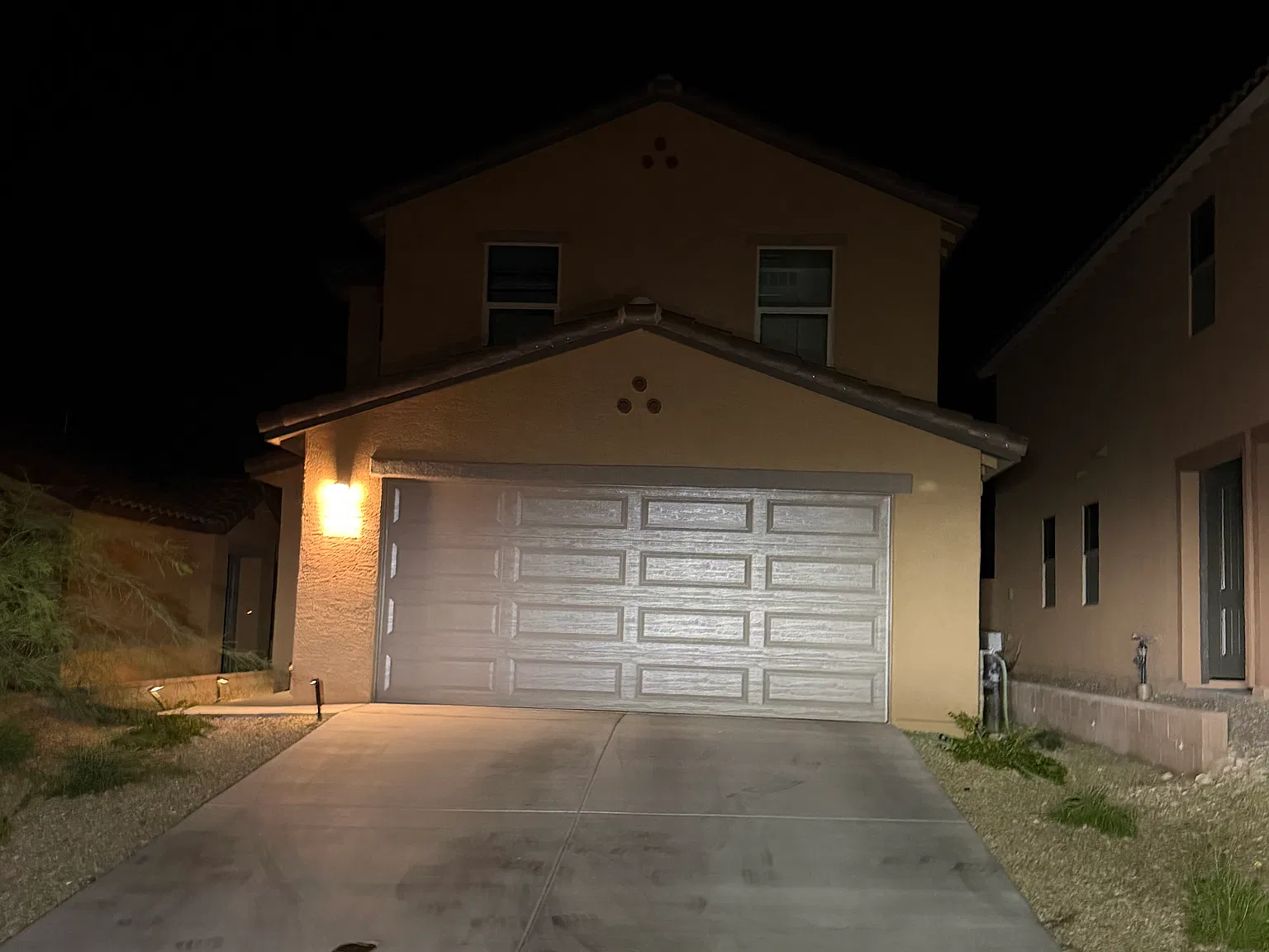 3 bed, 1673 sqft, $2,400 — Photo 1