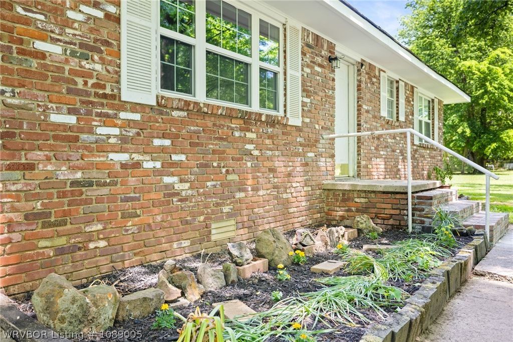 625 Graham St, Mountainburg, AR - View 4