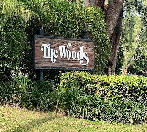 3rd image of 21911 Lake Forest Cir APT 201