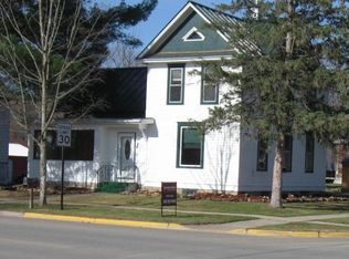 201 S Grant St, Houston, MN 55943