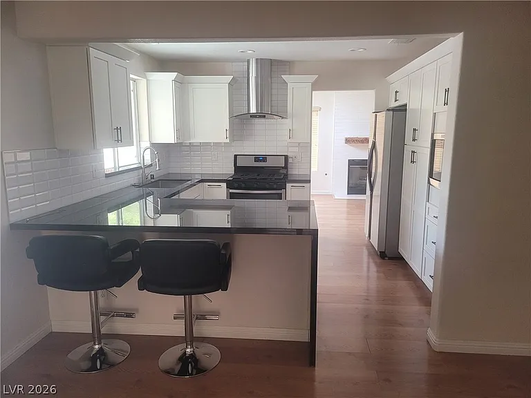 4013 Forest Knoll Ln — Photo 12
