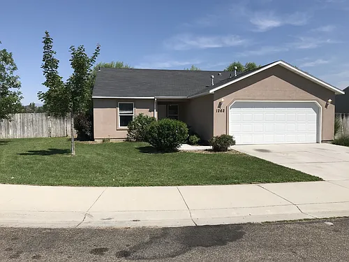 1262 N Hidden Meadow Ave Photo 1