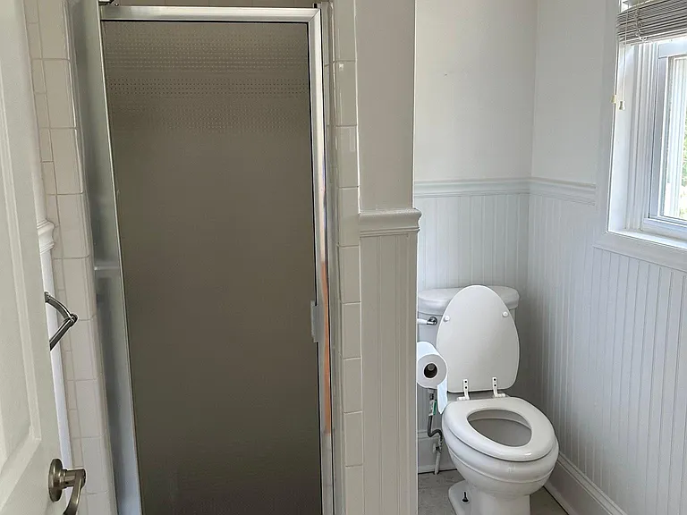 221 N Spring St — Photo 11