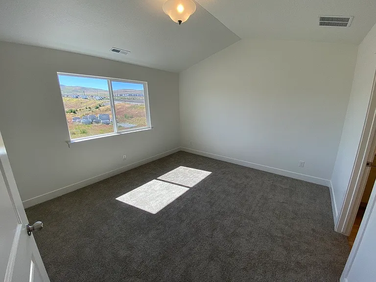 2083 N 4260 W — Photo 21